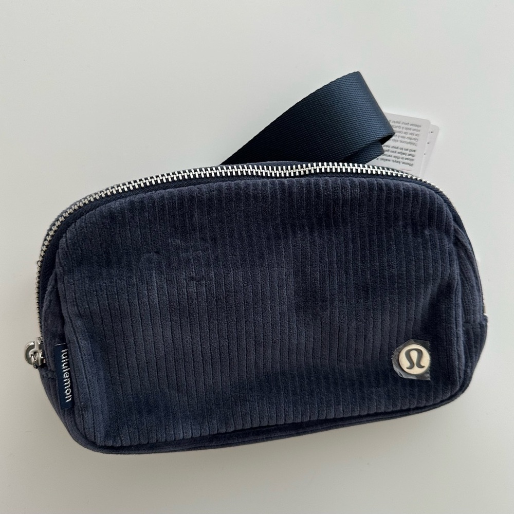 Lululemon Athletica True Navy Corduroy Belt Bag